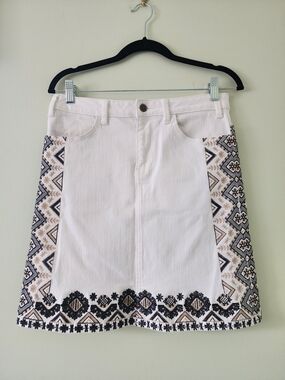 Anthropologie White A-Line Denim Skirt with Black and Brown Embroidery